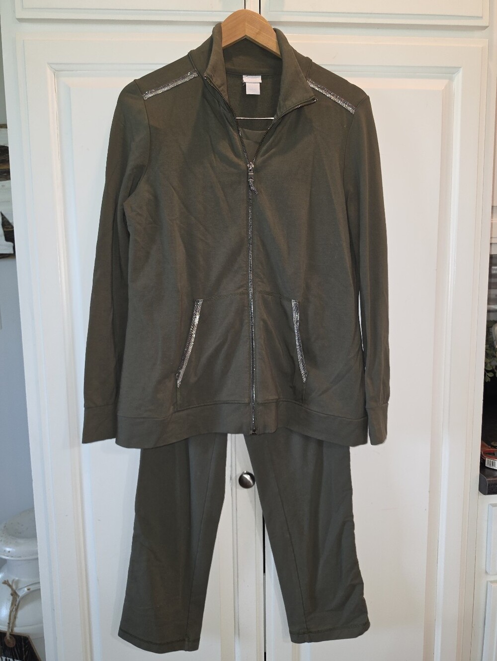 Chico's Olive Green Set Size 1R 6/8